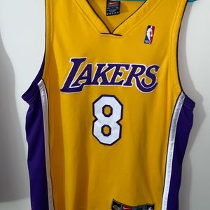 VINTAGE KOBE BRYANT JERSEY